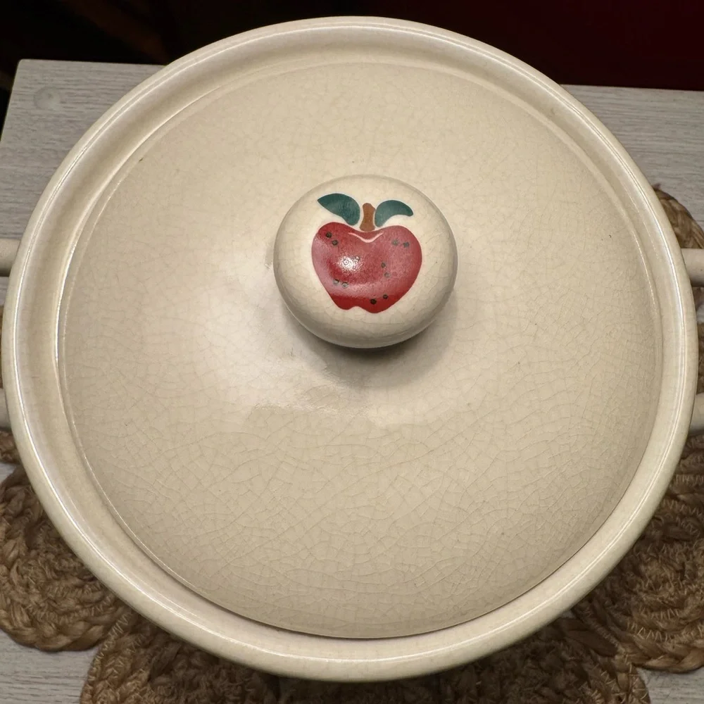 Ingleman Farmhouse Stoneware Applejack Gingham Bean Pot with Lid - Picture 2 of 4